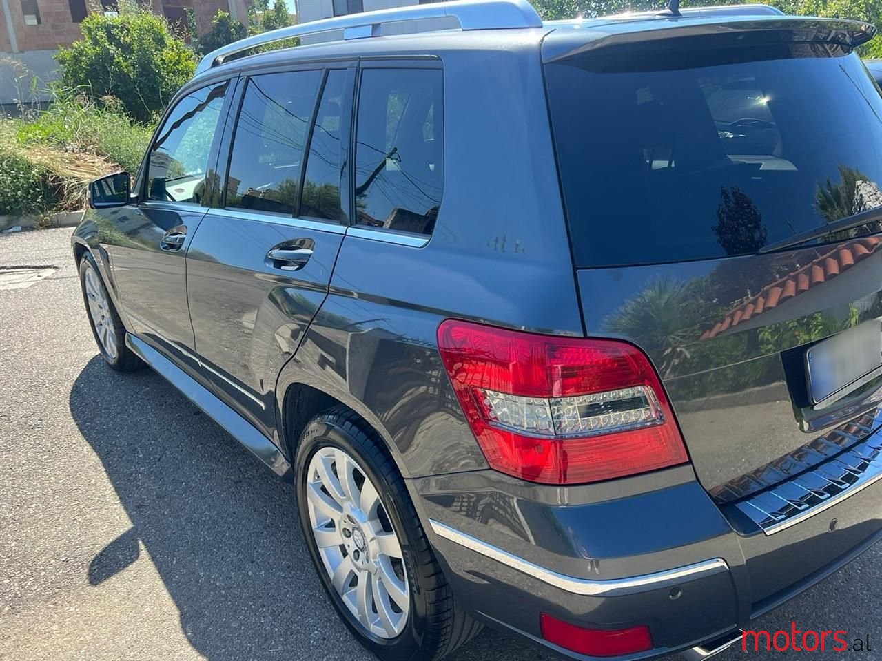 2010' Mercedes-Benz GLK 350 photo #5