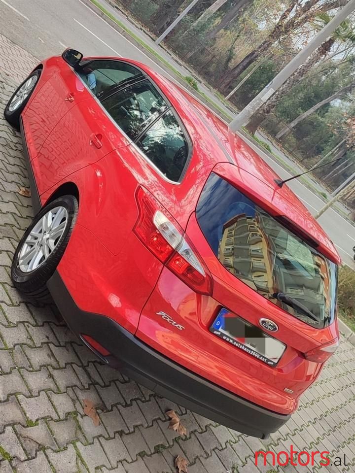 2012' Ford Focus photo #6