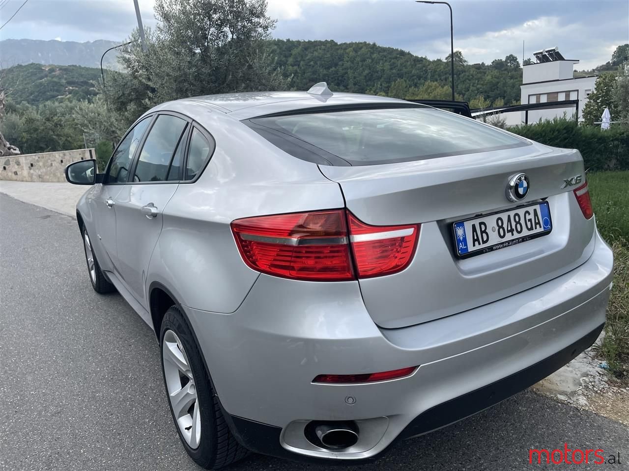 2010' BMW X6 photo #5