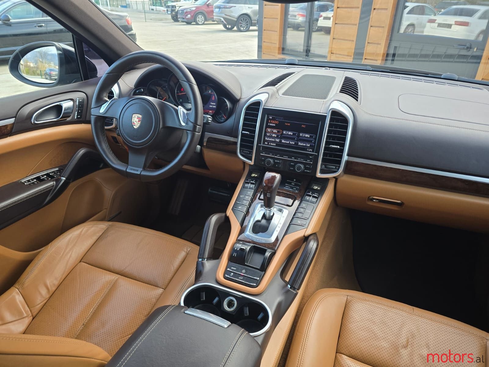 2012' Porsche Cayman photo #6