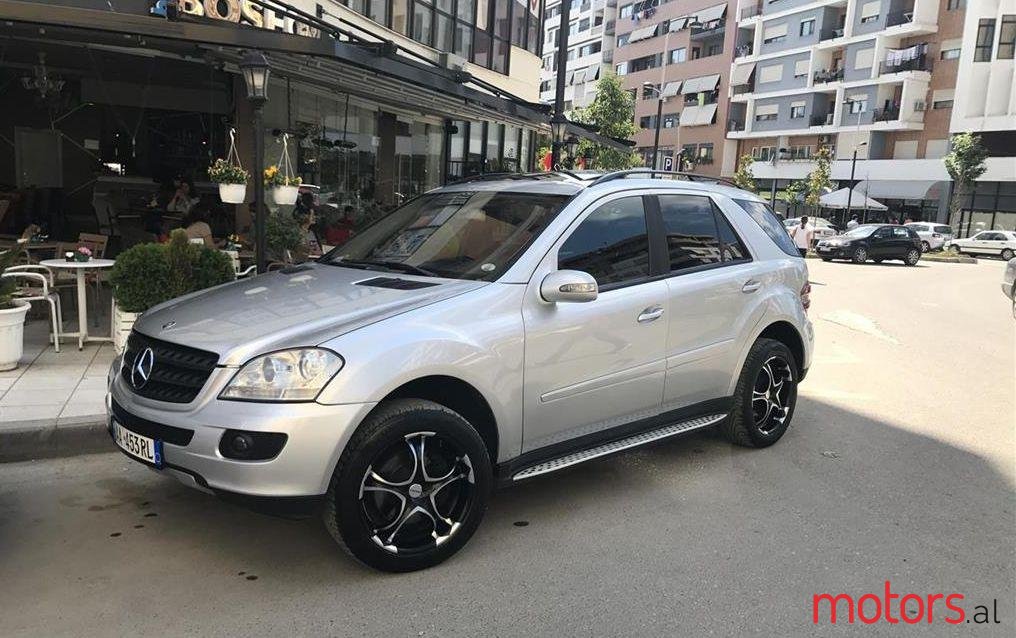 2006' Mercedes-Benz ML 350 photo #2