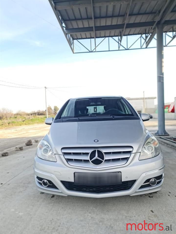 2010' Mercedes-Benz B 180 photo #4