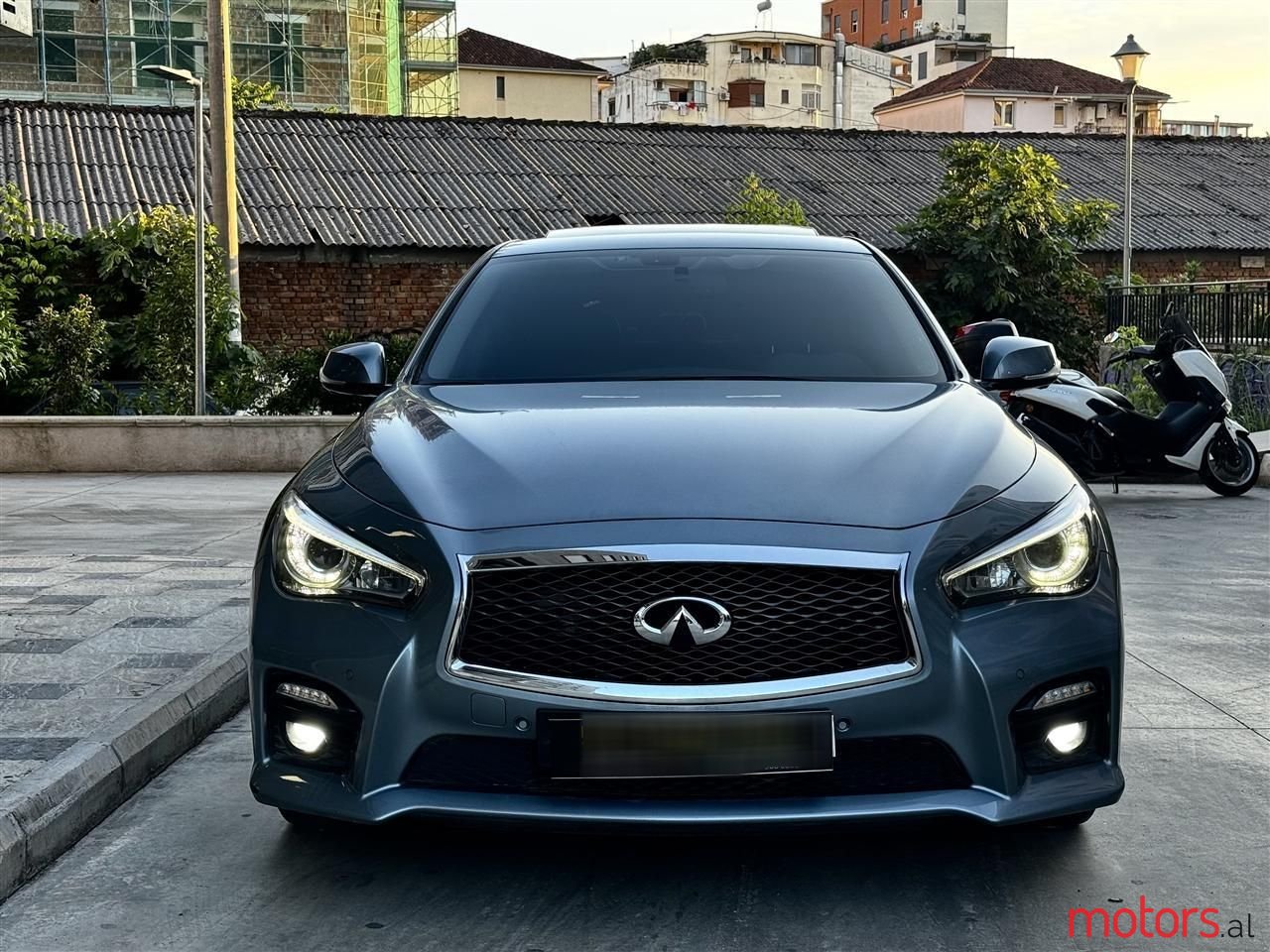 2014' Infiniti Q50 photo #6