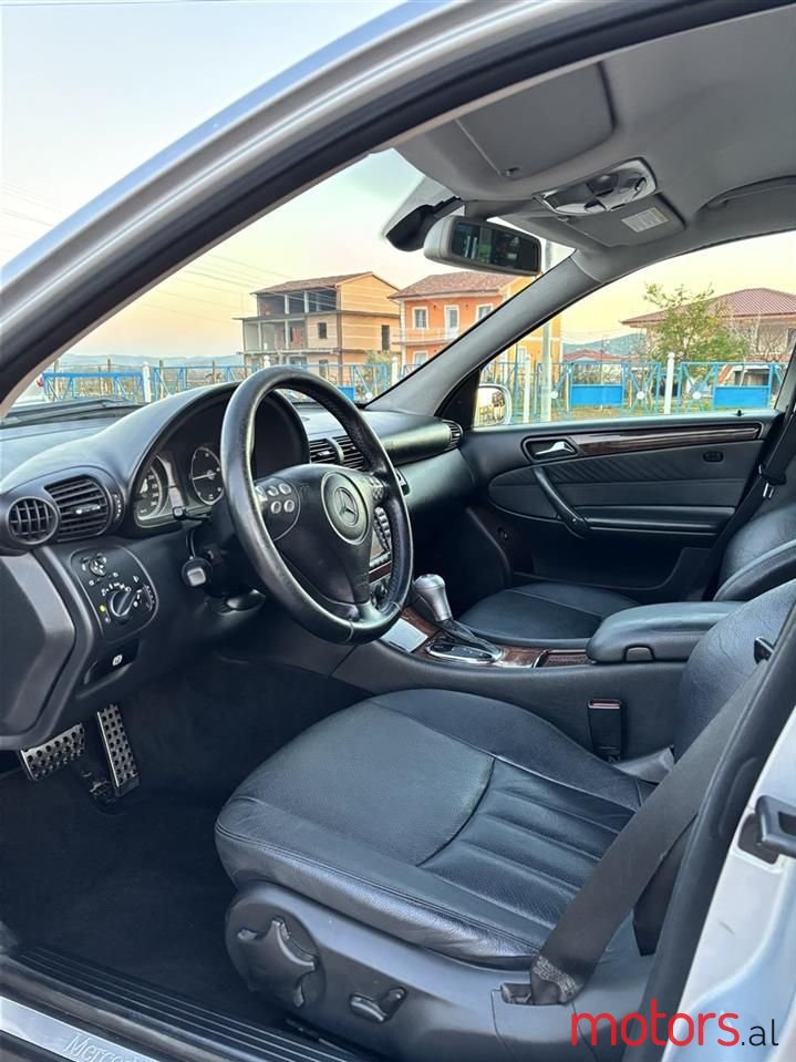 2007' Mercedes-Benz C 220 photo #4