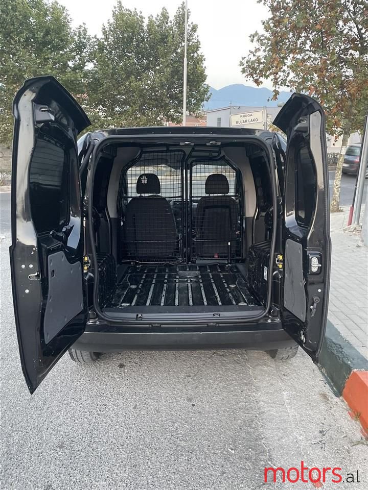 2009' Citroen Nemo photo #4