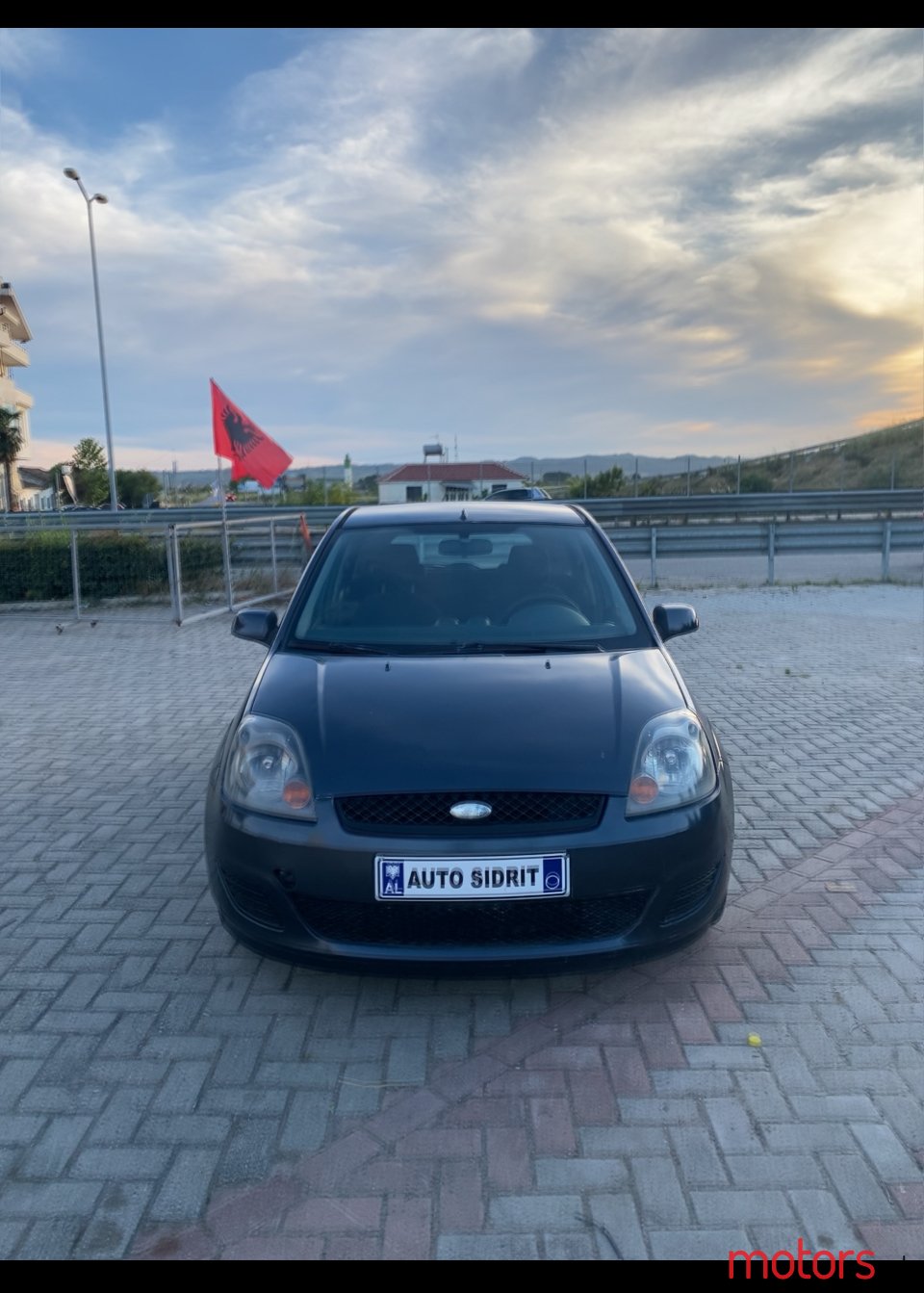 2006' Ford Fiesta photo #3