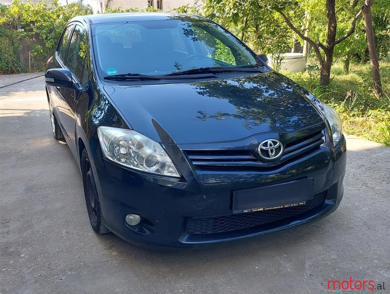 2010' Toyota Auris photo #6