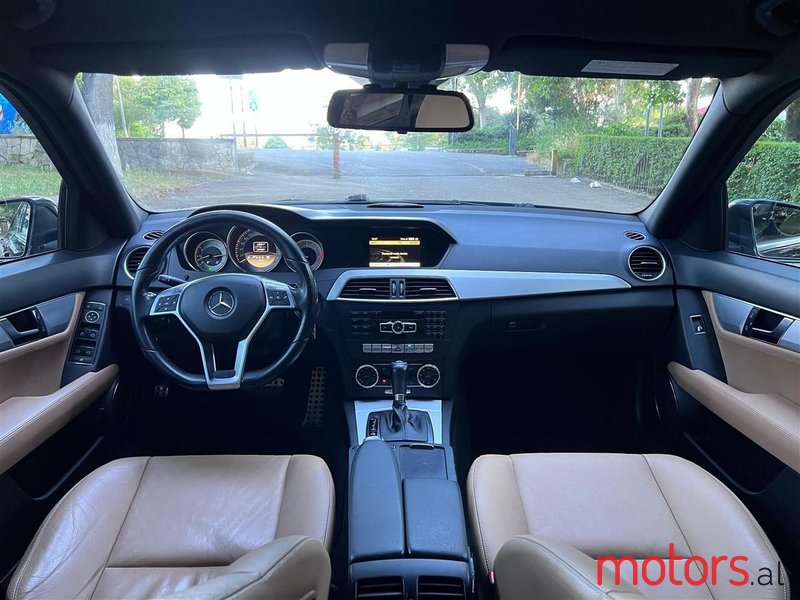 2012' Mercedes-Benz C 220 photo #4