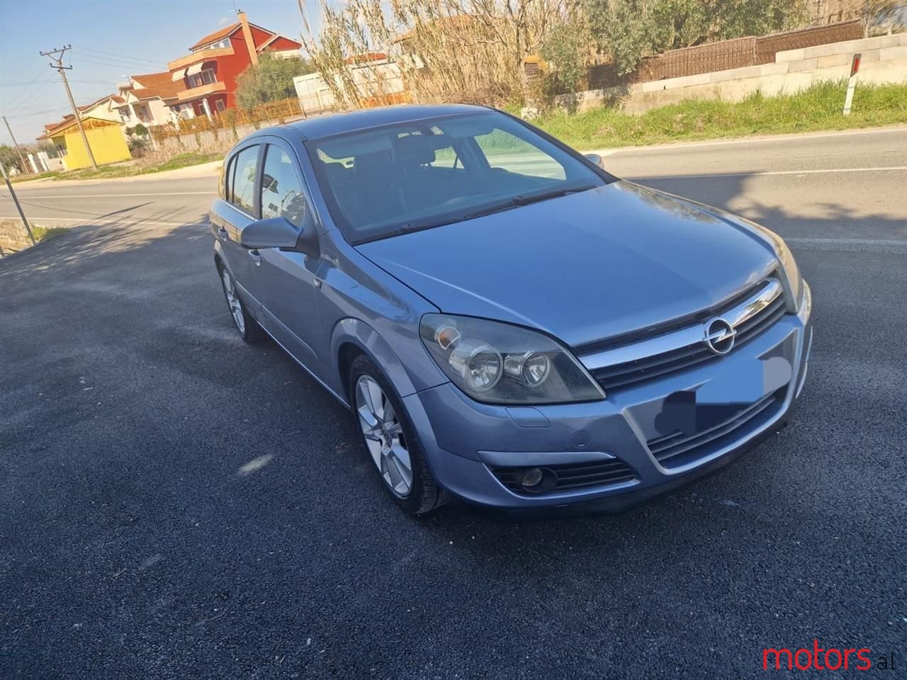 2005' Opel Astra photo #1