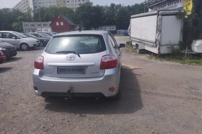 2011' Toyota Auris