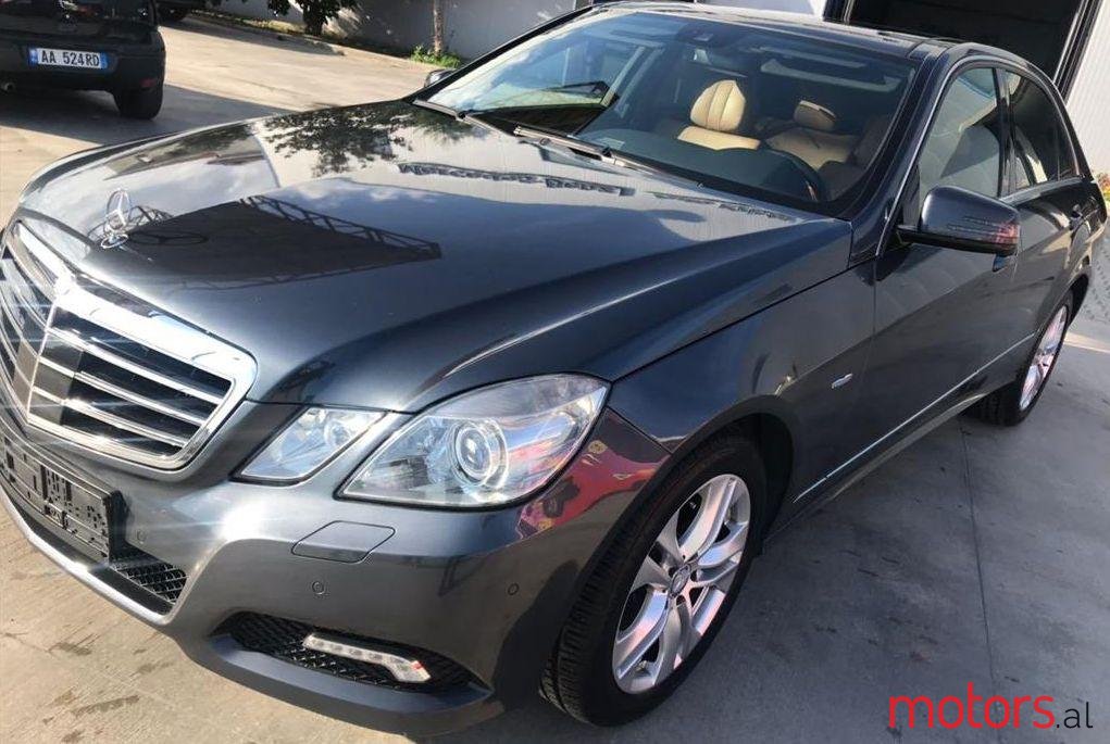 2010' Mercedes-Benz E 250 photo #1