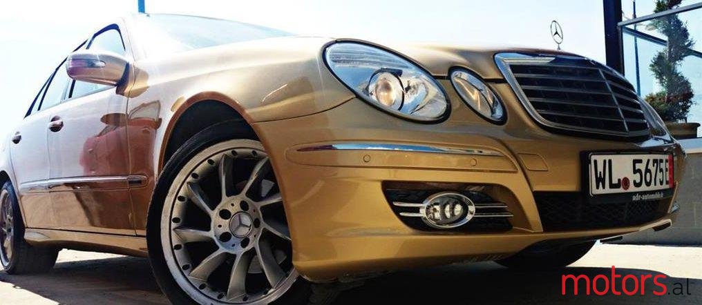 2009' Mercedes-Benz E 200 photo #1