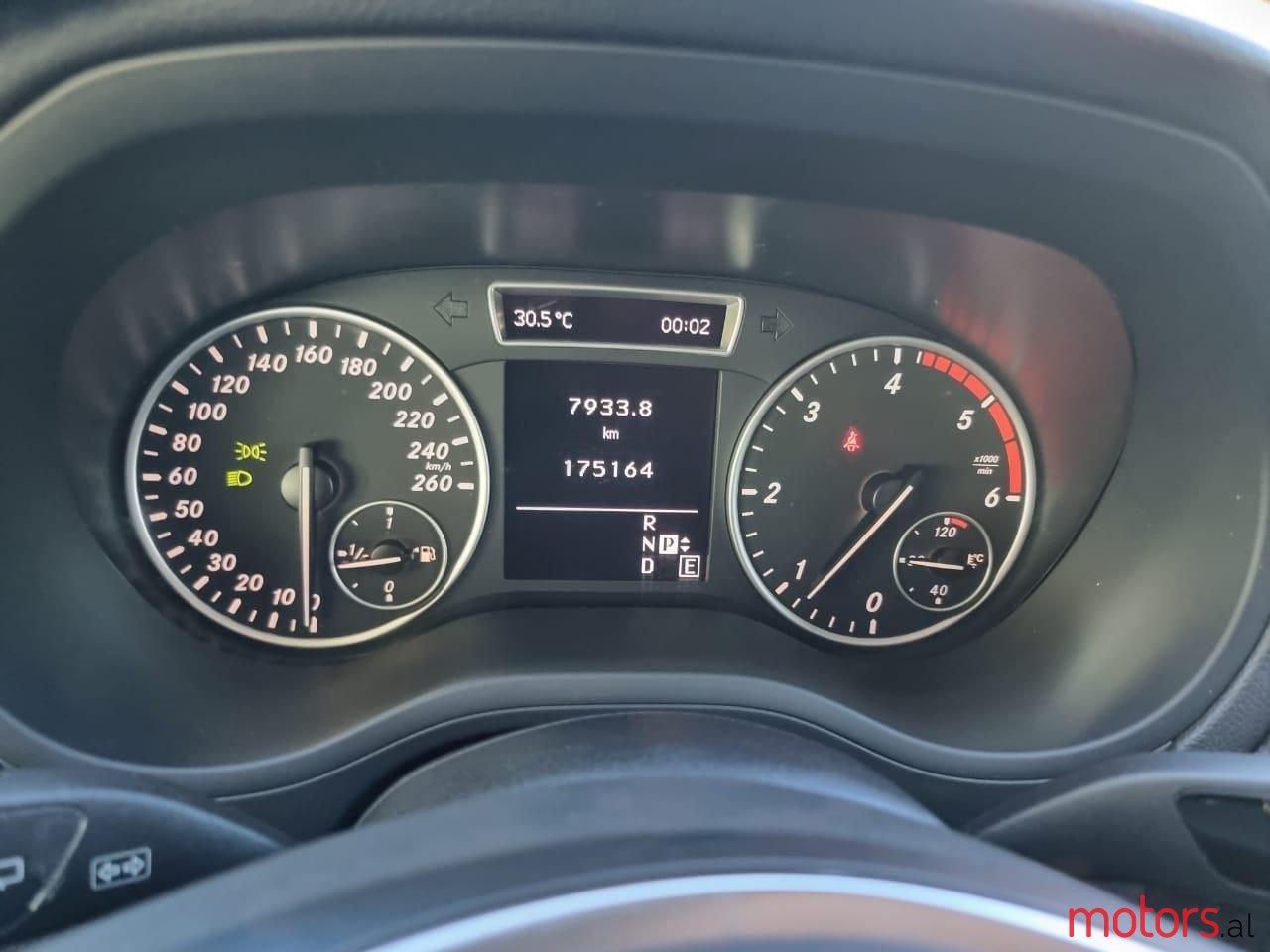 2013' Mercedes-Benz 200 photo #5