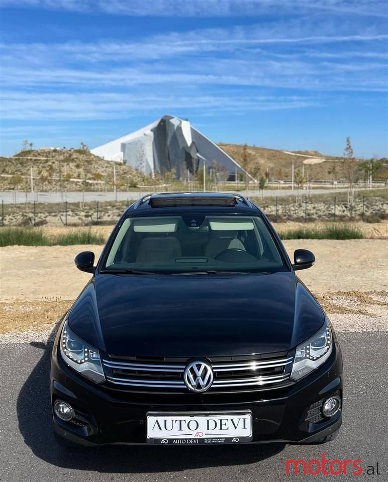 2013' Volkswagen Tiguan photo #1
