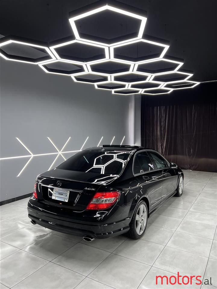 2008' Mercedes-Benz C 300 photo #3