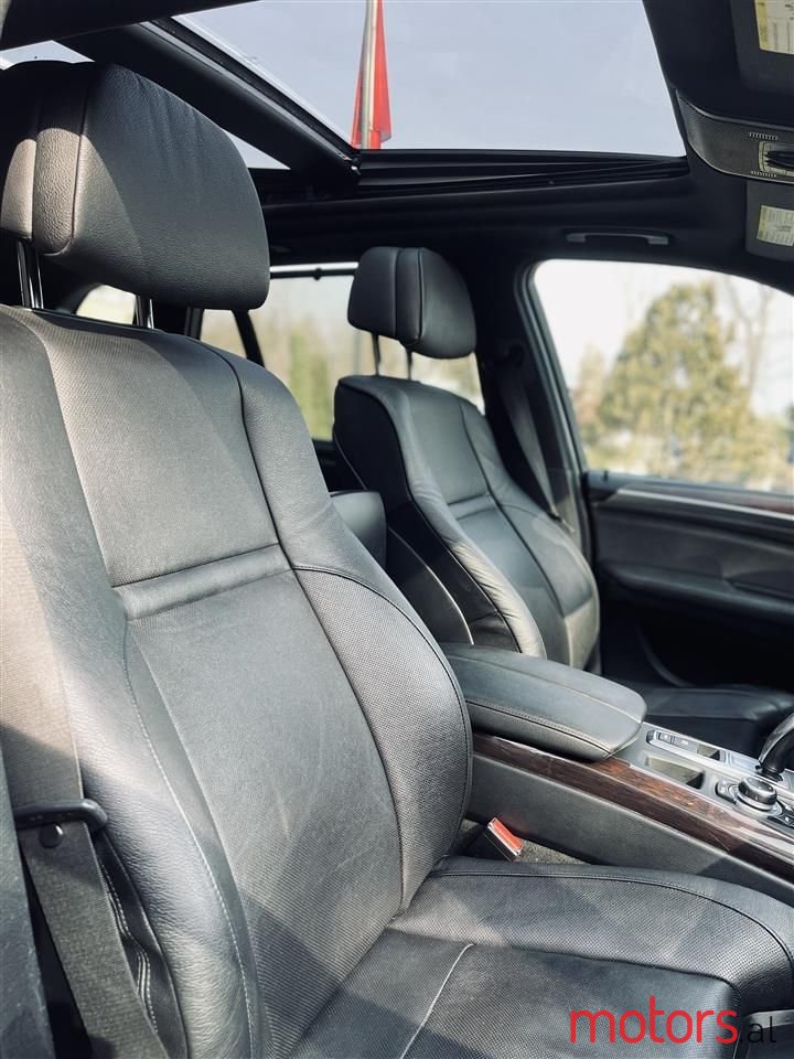 2011' BMW X5 photo #4