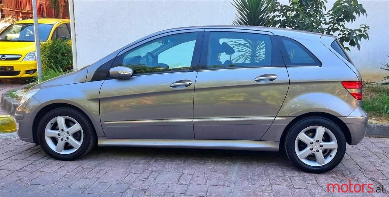 2007' Mercedes-Benz B 200 photo #3