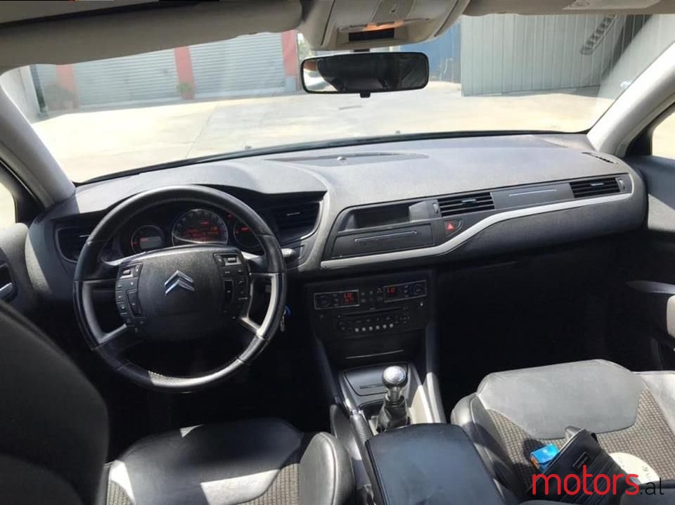 2008' Citroen C5 photo #3