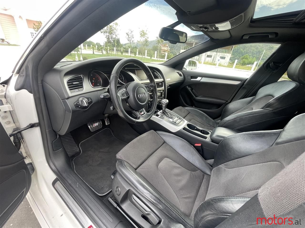 2012' Audi A5 photo #2