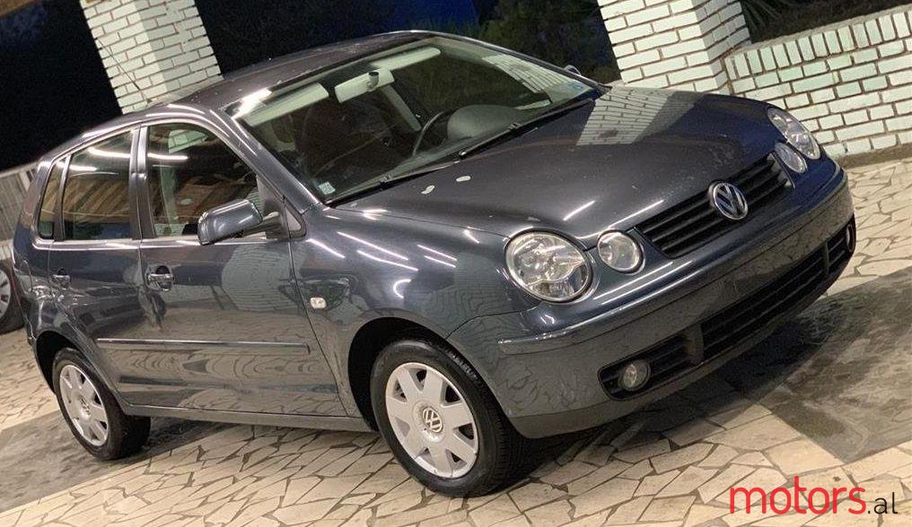 2004' Volkswagen Polo photo #4