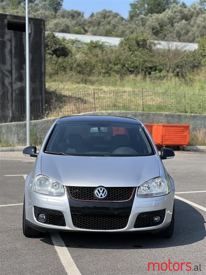 2007' Volkswagen Golf photo #3