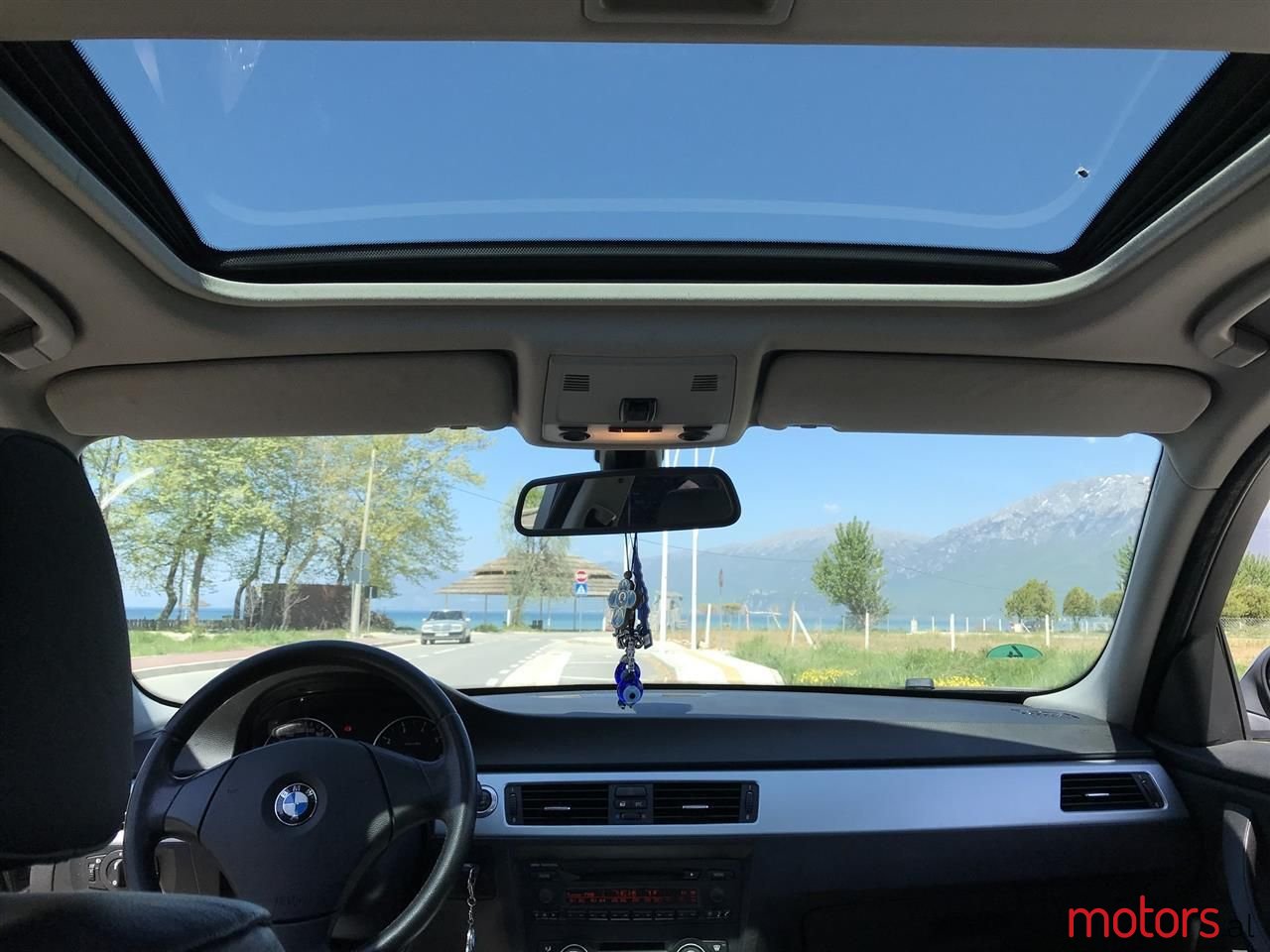 2006' BMW 320 photo #5