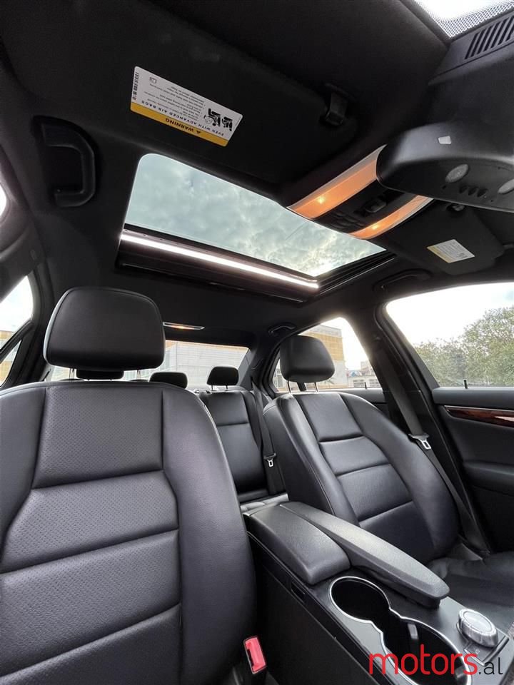 2012' Mercedes-Benz C 300 photo #4