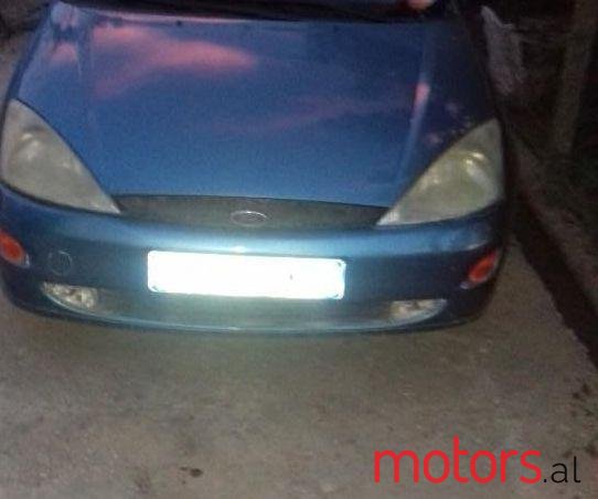 2001' Ford Focus photo #1