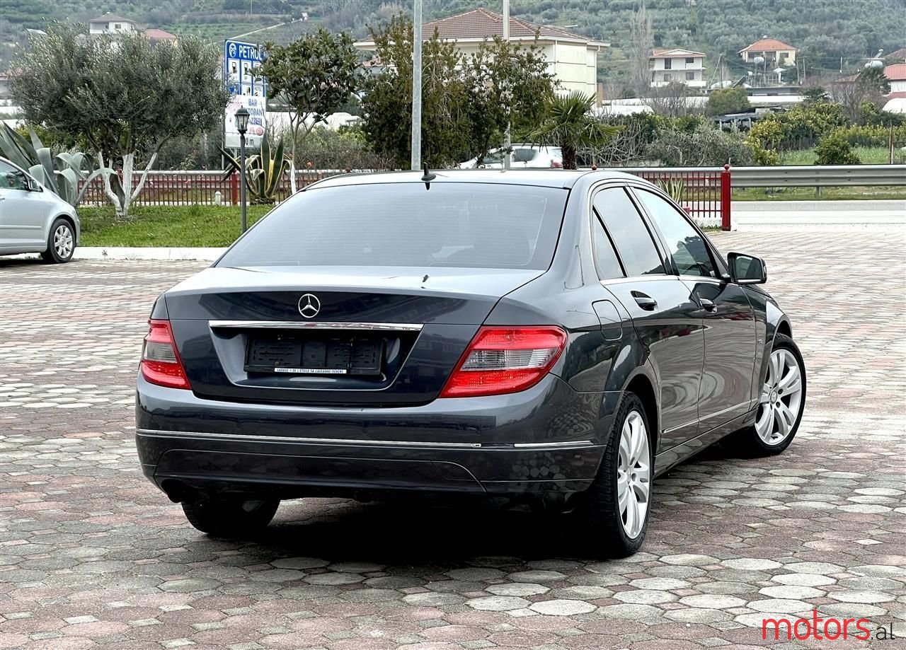 2009' Mercedes-Benz C 200 photo #3