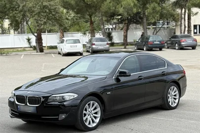 2010' BMW 530
