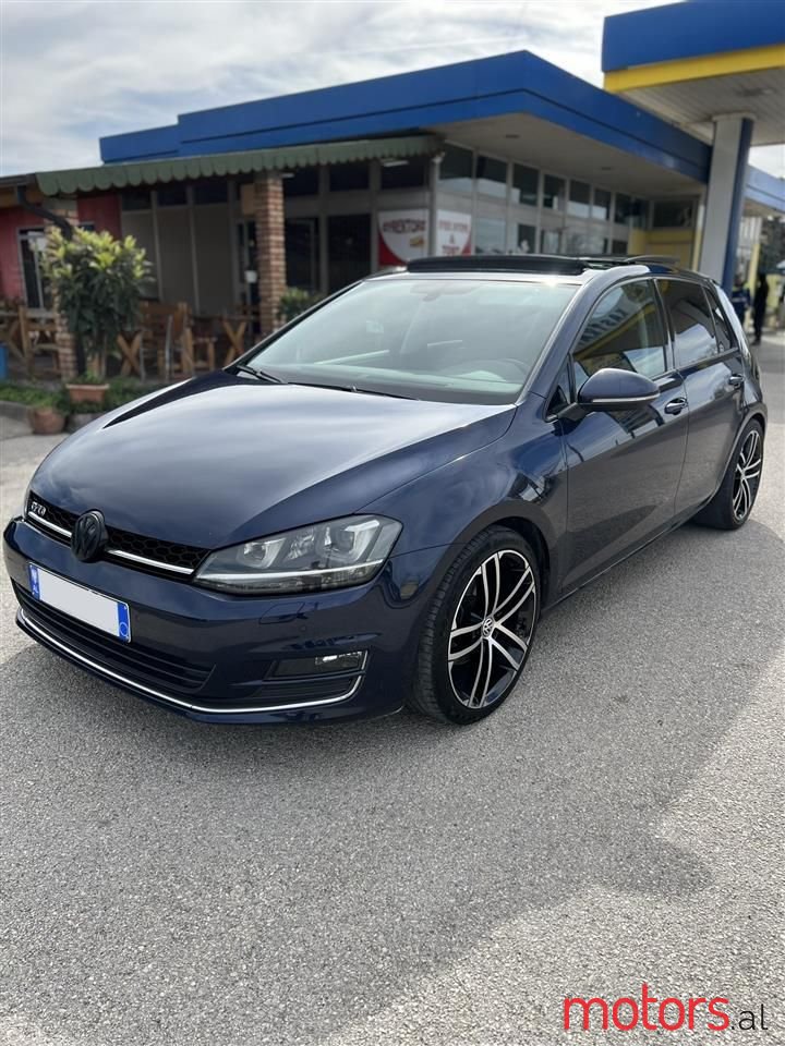 2014' Volkswagen Golf photo #6