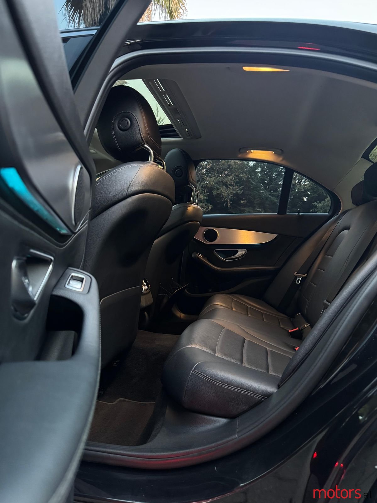 2015' Mercedes-Benz C 220 photo #4
