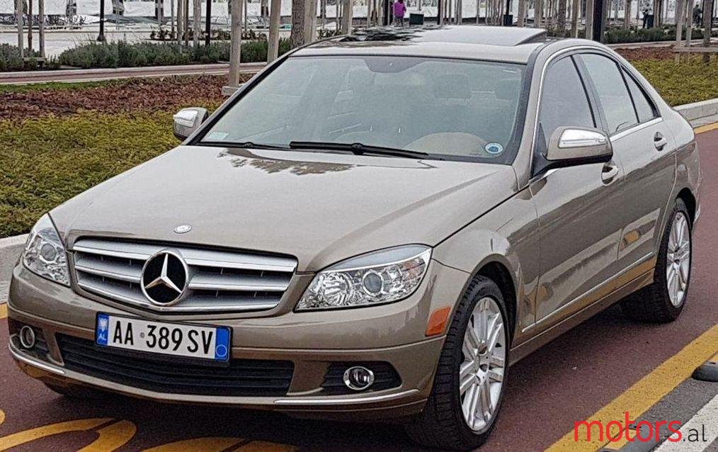 2008' Mercedes-Benz C 300 photo #3
