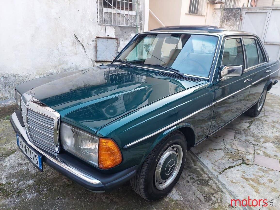 1983' Mercedes-Benz photo #3