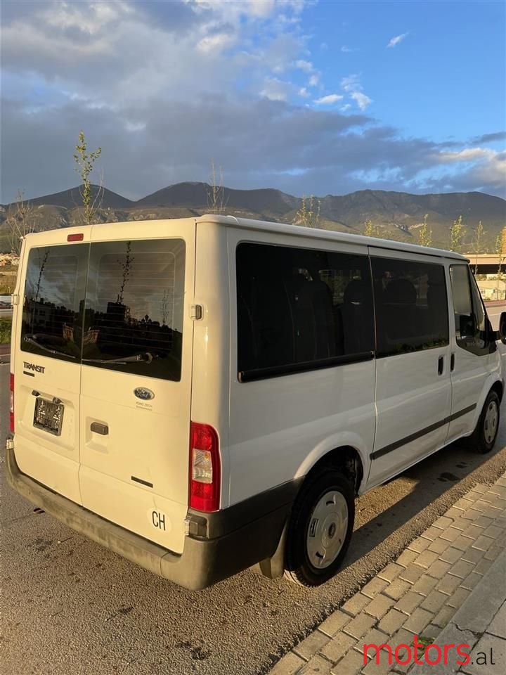 2010' Ford Transit photo #6