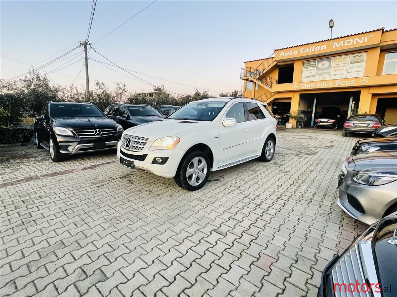 2010' Mercedes-Benz ML 350 photo #1