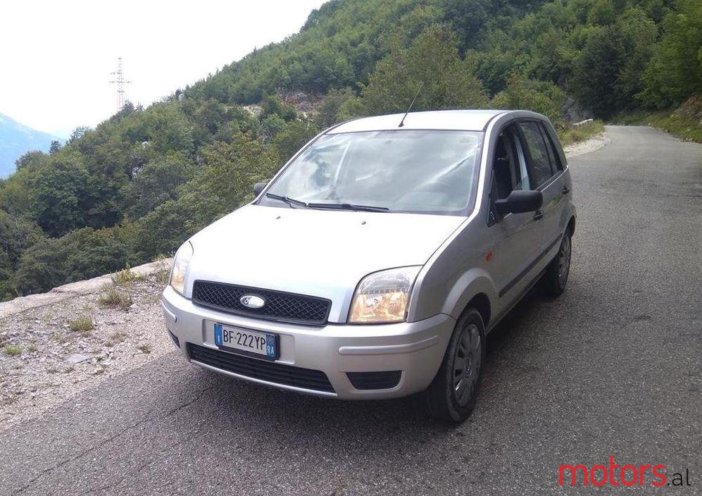 2004' Ford Fusion photo #1