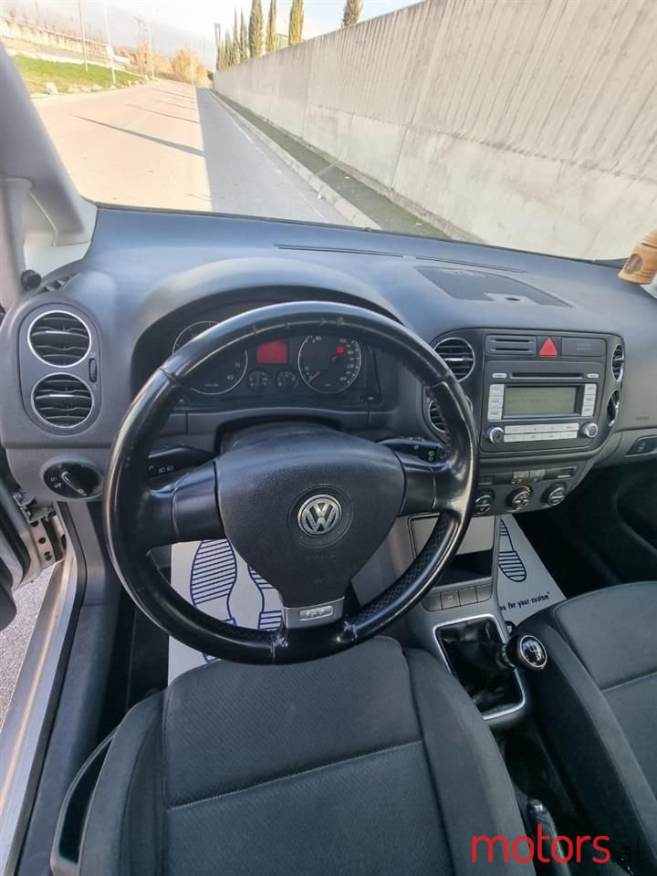 2007' Volkswagen Golf Plus photo #3