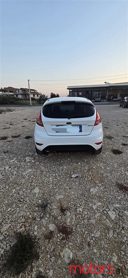 2009' Ford Fiesta photo #5