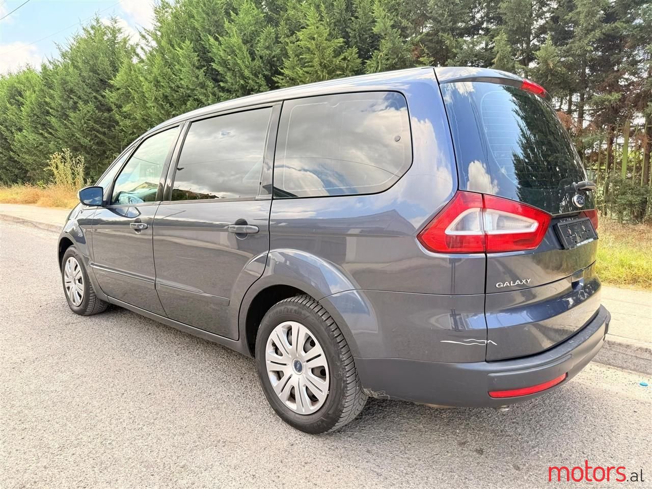 2010' Ford Galaxy photo #1