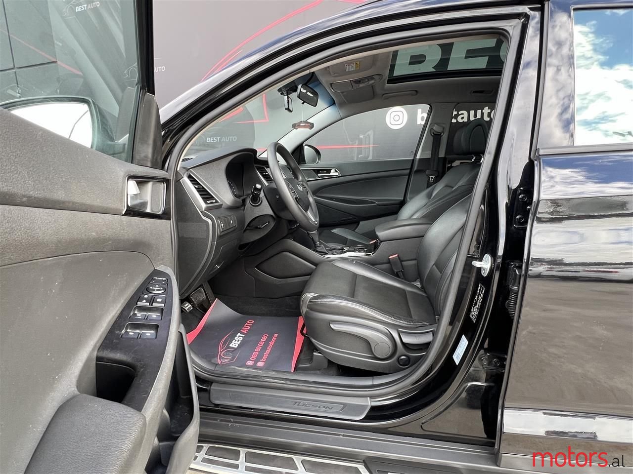 2015' Hyundai Tucson photo #6