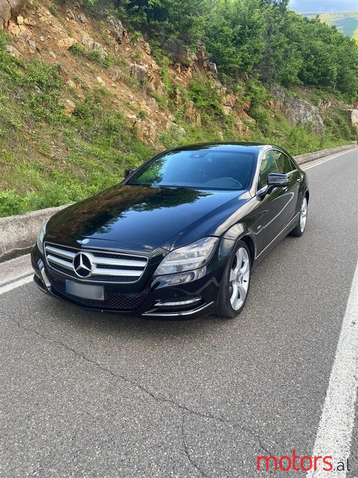 2011' Mercedes-Benz CLS 350 photo #2