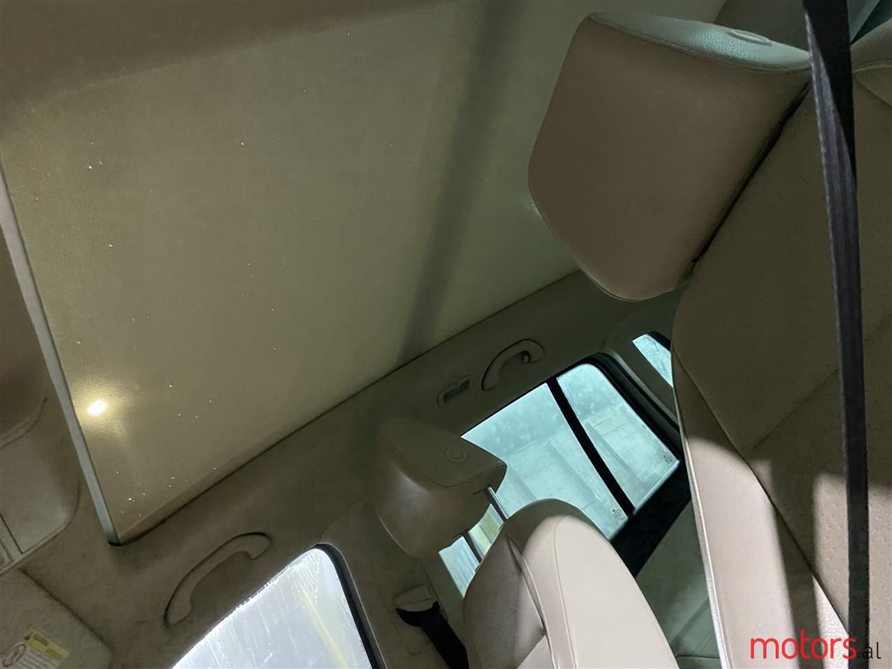 2012' Volkswagen Tiguan photo #2