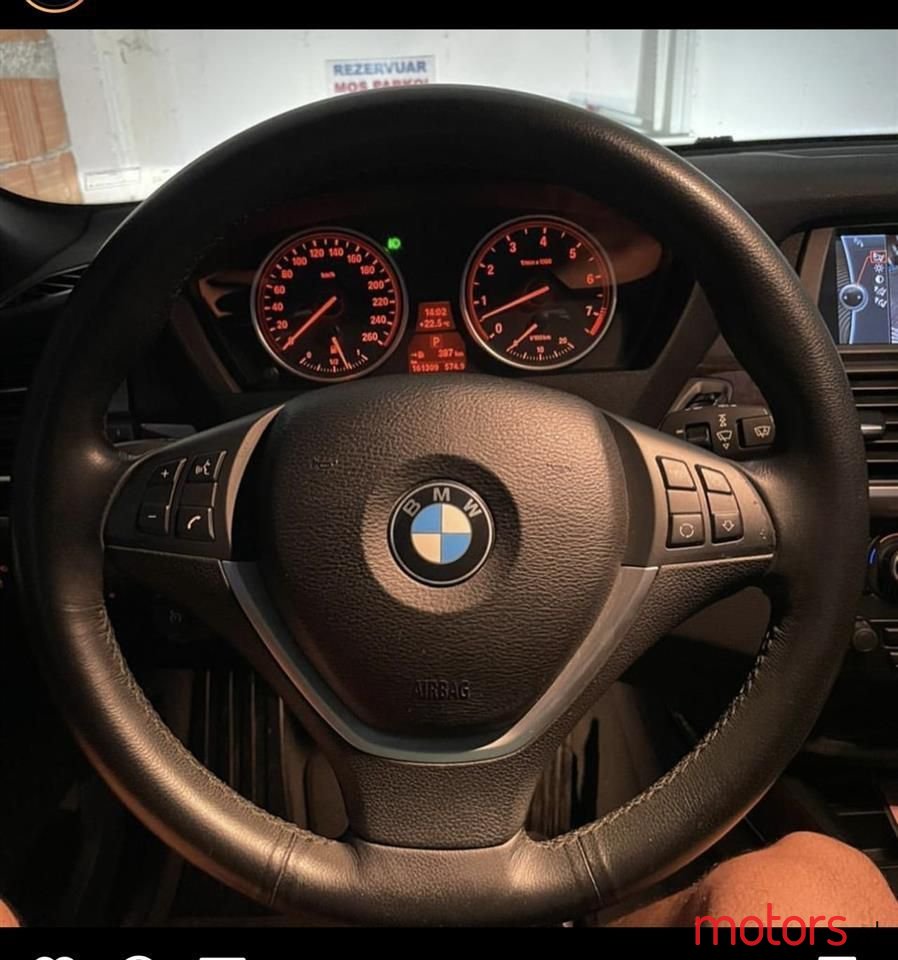 2011' BMW X5 photo #2