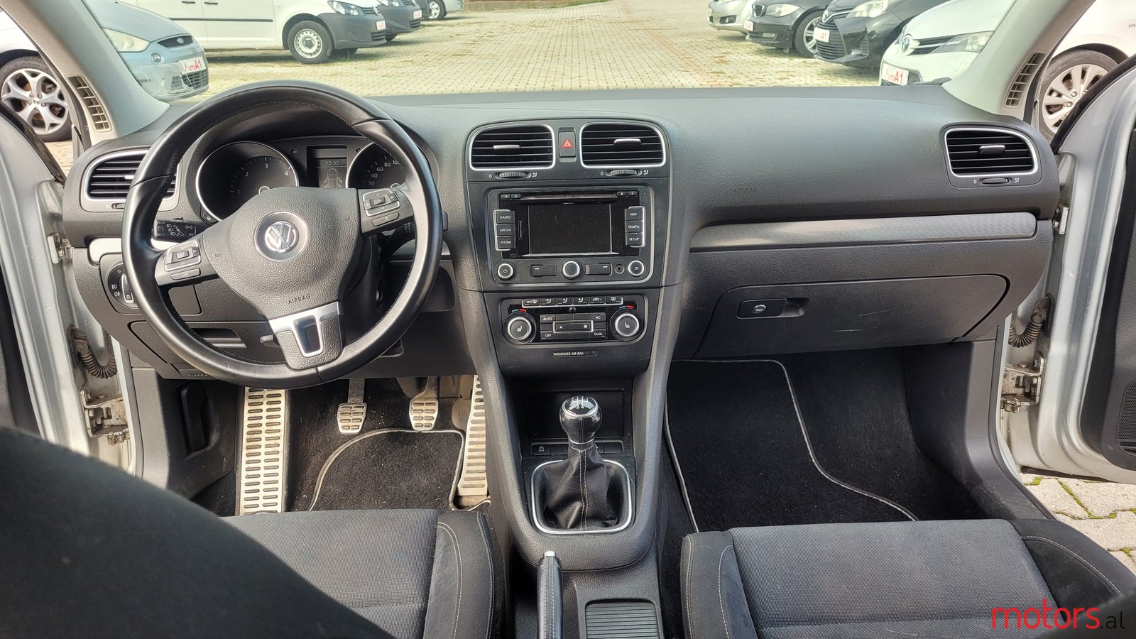 2012' Volkswagen Golf Gri photo #2