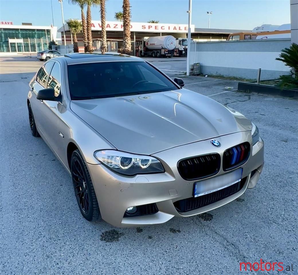 2012' BMW 528 photo #4