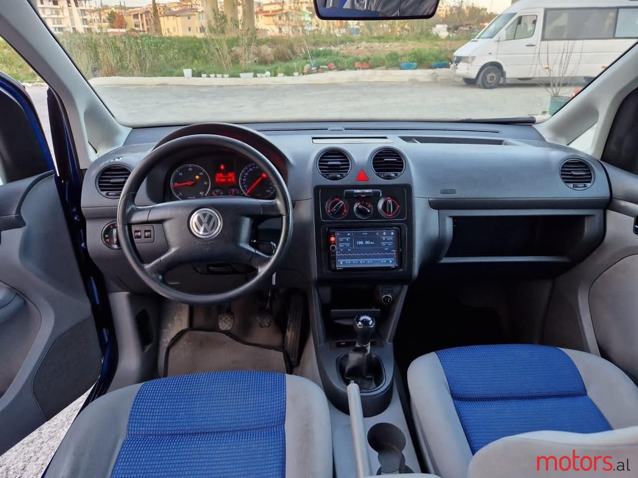 2006' Volkswagen Caddy photo #4