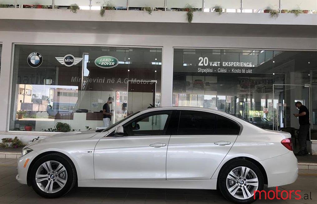 2016' BMW 328 photo #1