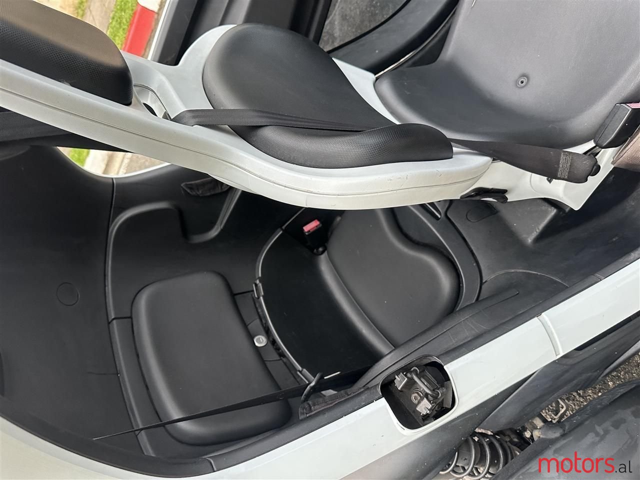 2014' Renault Twizy photo #6