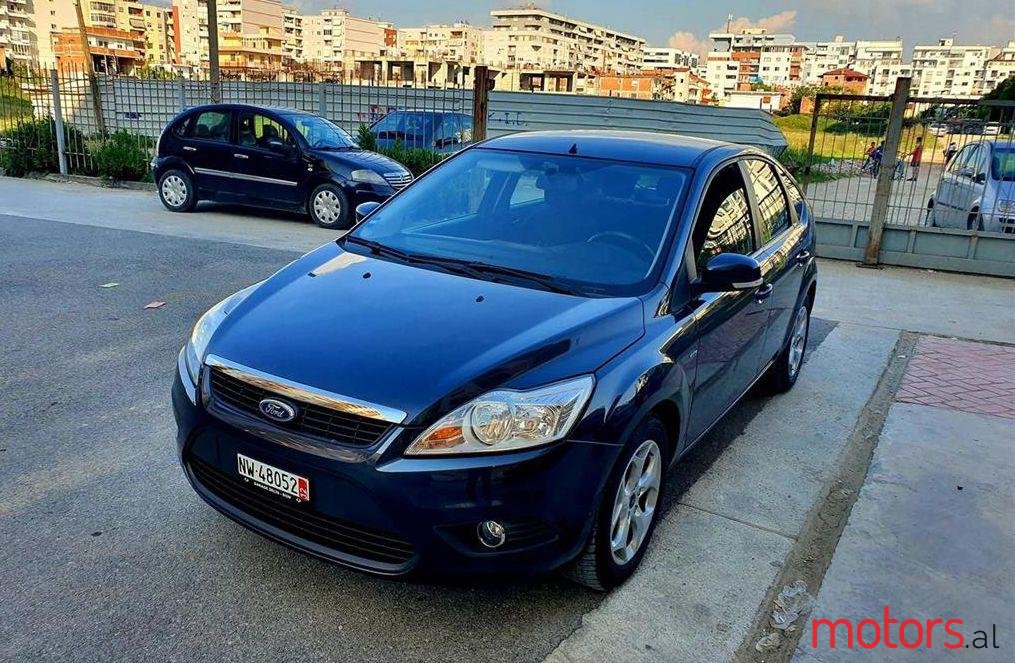 2009' Ford Focus photo #2